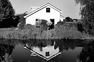 House reflected 