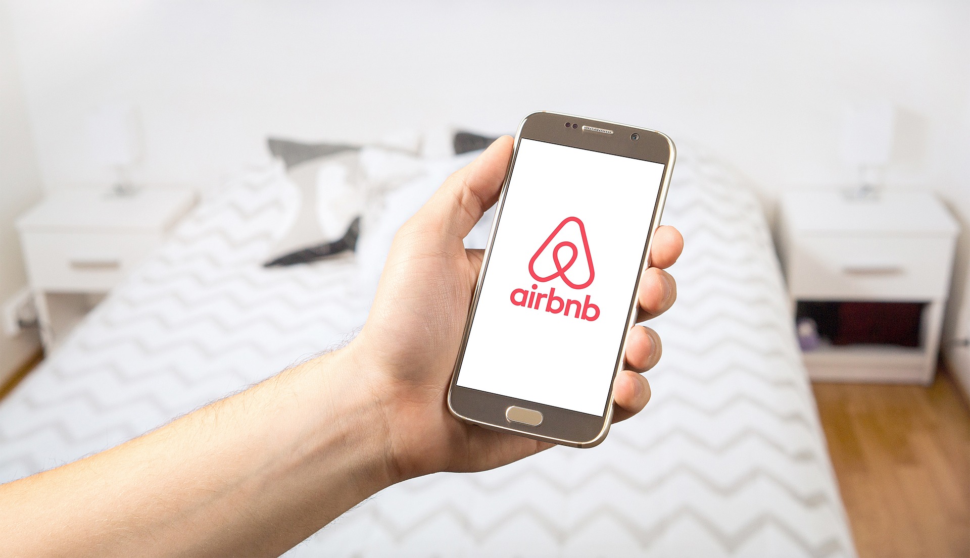 Airbnb users risk insurance sting for properties